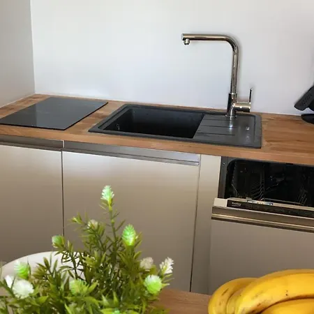 Apartmán Calme Et Propre Avec Vue Sur La *