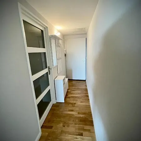 Lägenhet Calme Et Propre Avec Vue Sur La